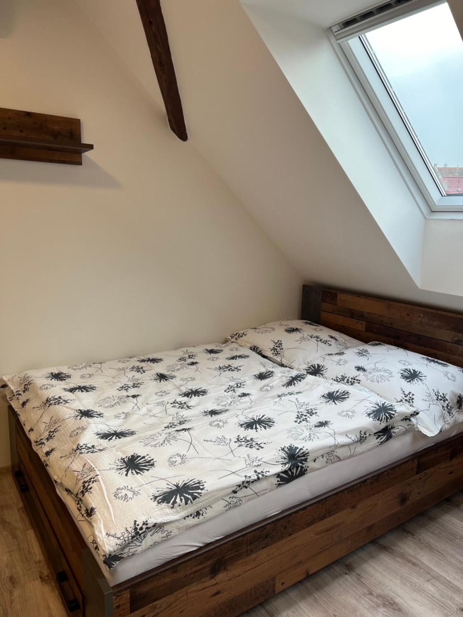 Ubytovani 1Kk Ve Zlonicich Slaný Exteriör bild
